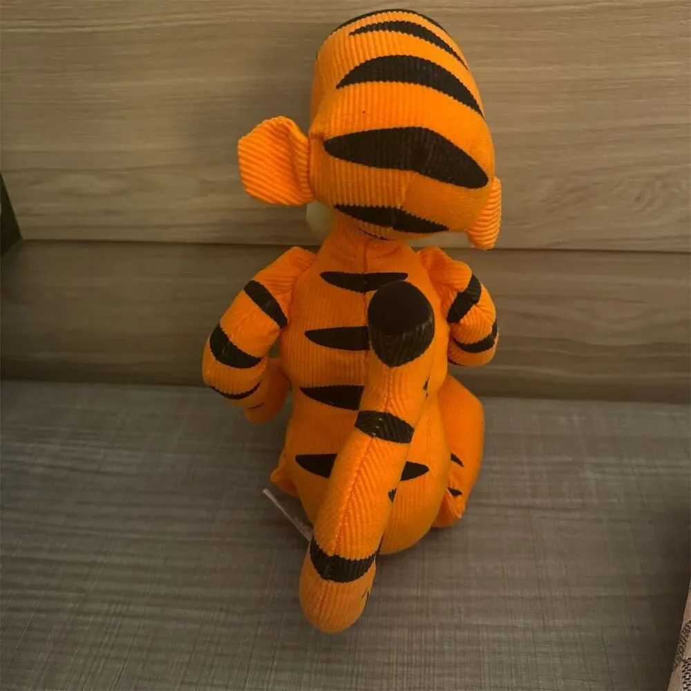 Fisher-Price Disney Tigger Plush Toy Winnie the Pooh Collection 2005